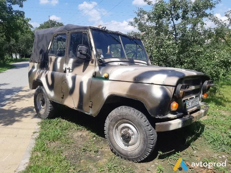 Фото 1 - UAZ 31512 1990