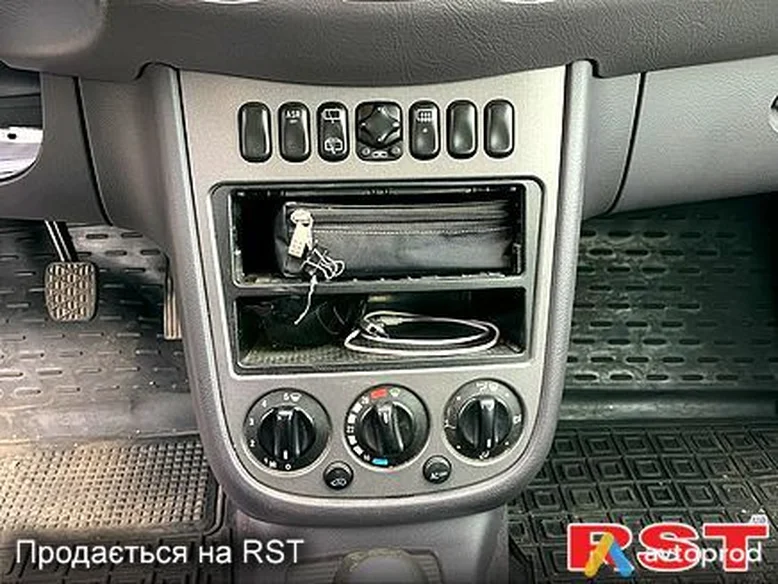 Фото 4 - Mercedes-Benz A-class 2003