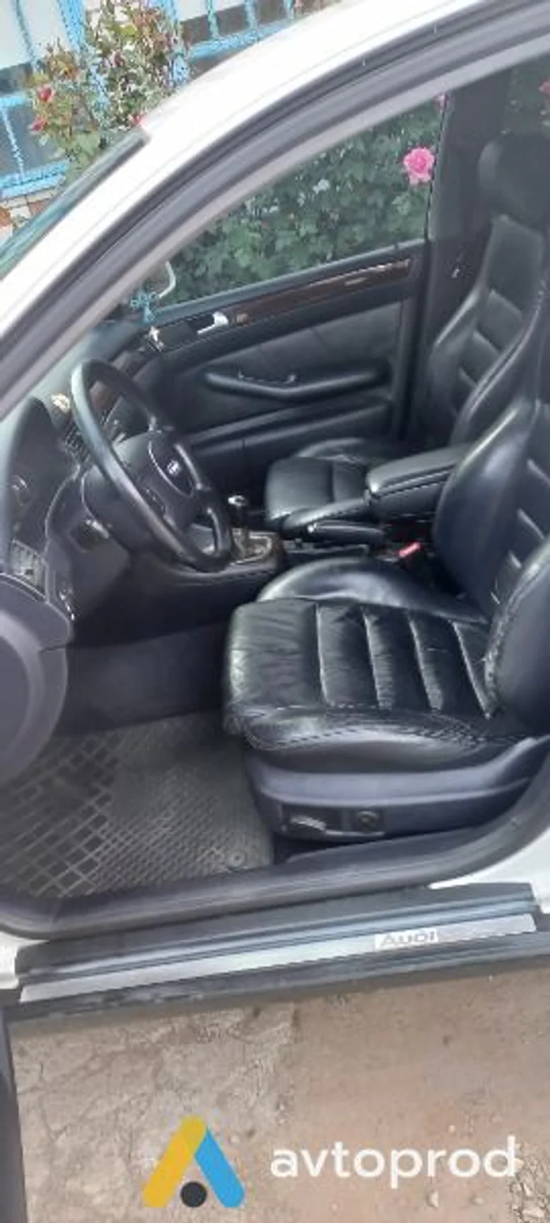 Фото 4 - Audi A6 2002