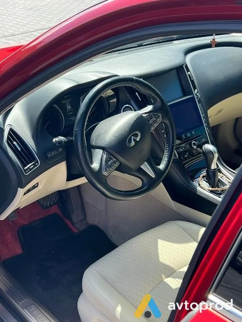 Фото 2 - Infiniti Q50 2017