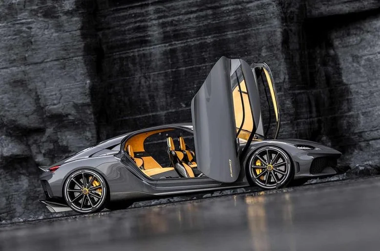 KOENIGSEGG GEMERA - НАЙПРАКТИЧНІШИЙ ГІПЕРКАР  🚘