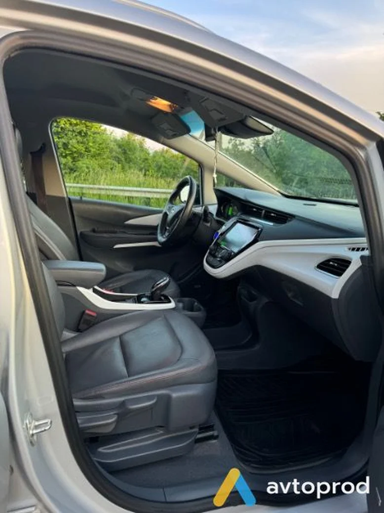 Фото 4 - Chevrolet Bolt 2016