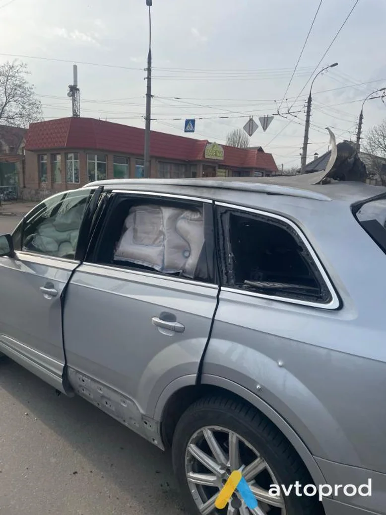 Photo 4 - Audi Q7 2017