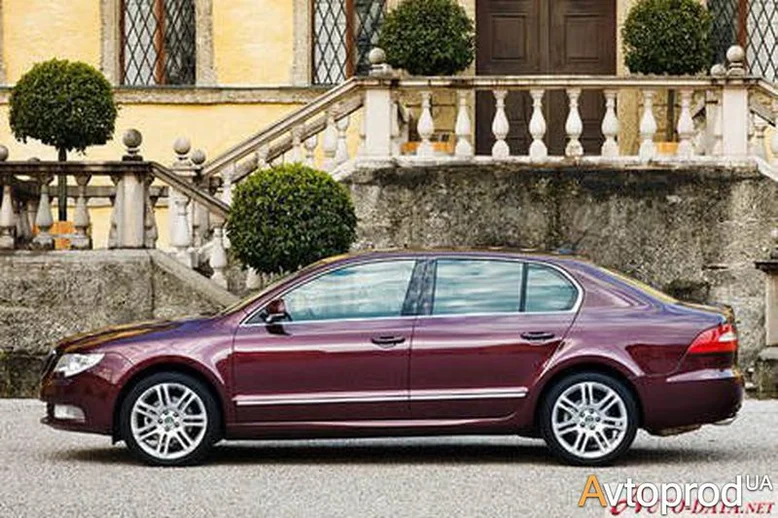 Фото 3 - Skoda Superb 2012