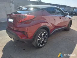 Фото 4 - Toyota C-HR 2018