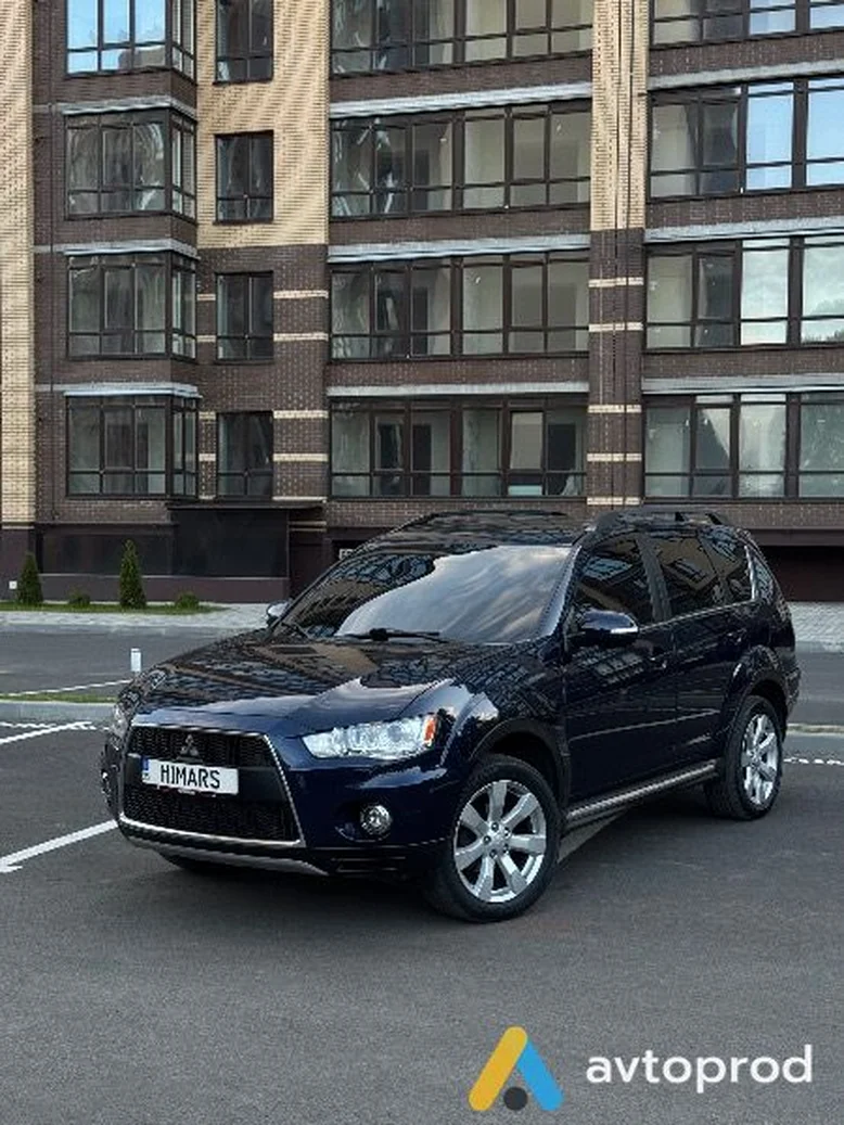 Фото 4 - Mitsubishi Outlander 2012