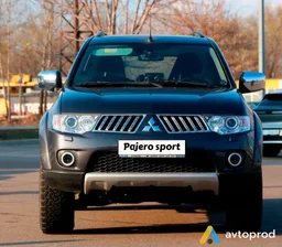 Photo 2 - Mitsubishi Pajero 2011
