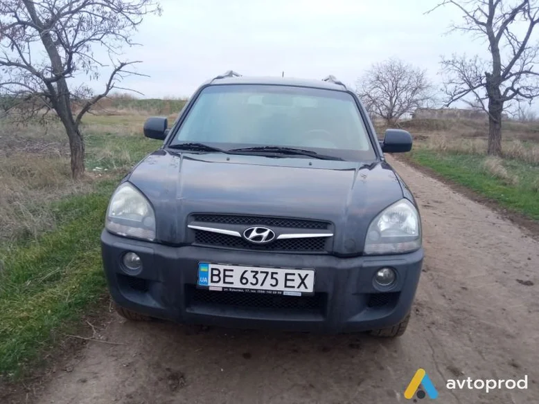 Фото 3 - Hyundai Tucson 2012
