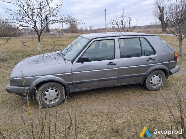 Фото 2 - Volkswagen Golf 1989