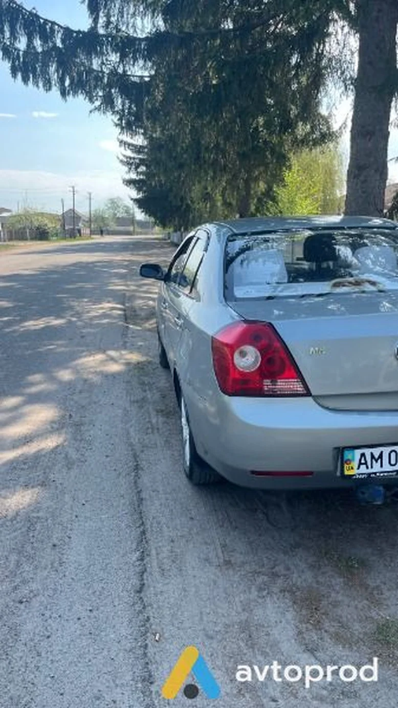 Фото 3 - Geely MK 2013