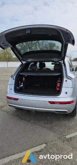 Фото 3 - Audi Q5 2019
