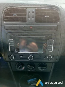 Photo 4 - Volkswagen Polo 2013