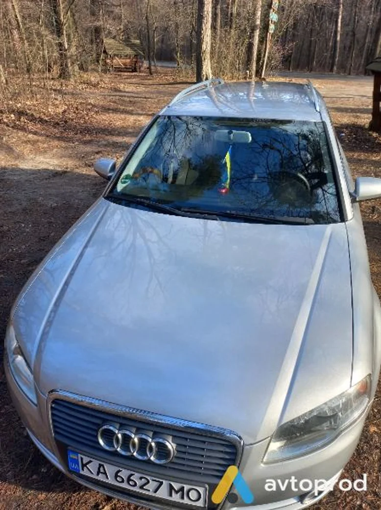 Фото 4 - Audi A4 2005
