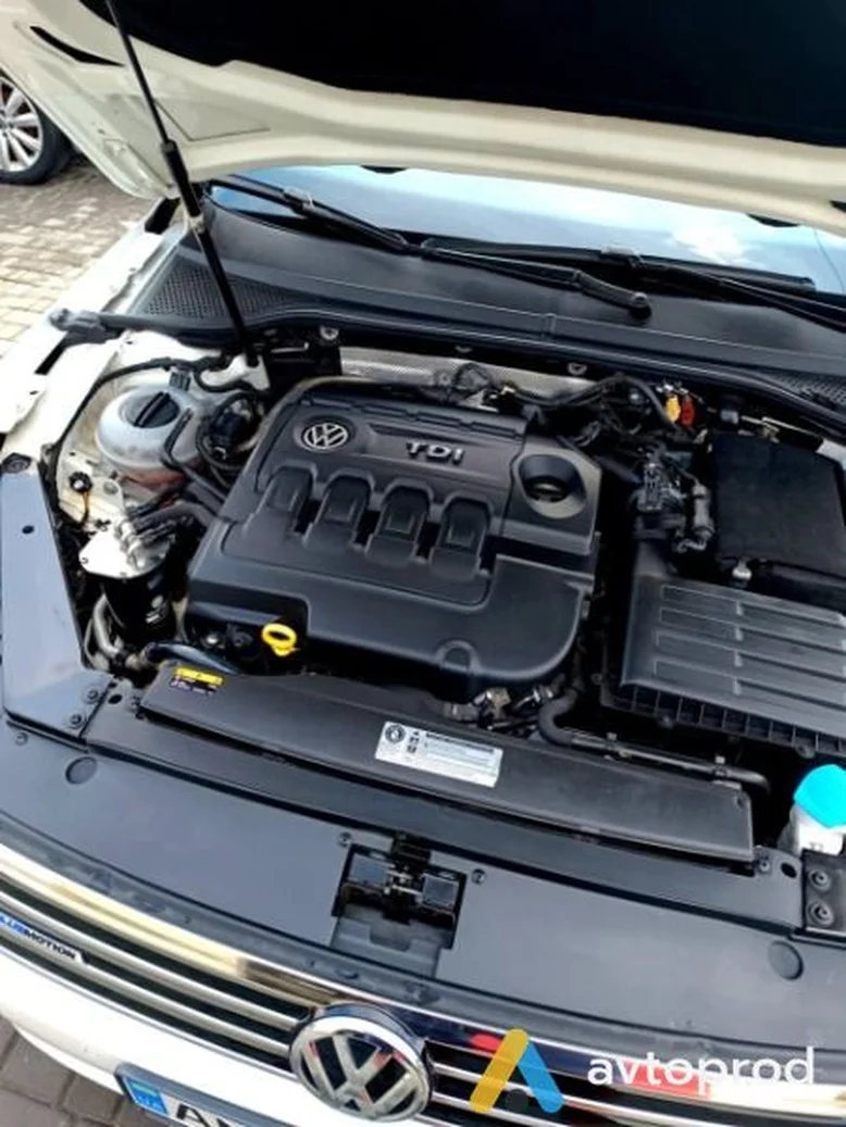 Фото 4 - Volkswagen Passat 2016