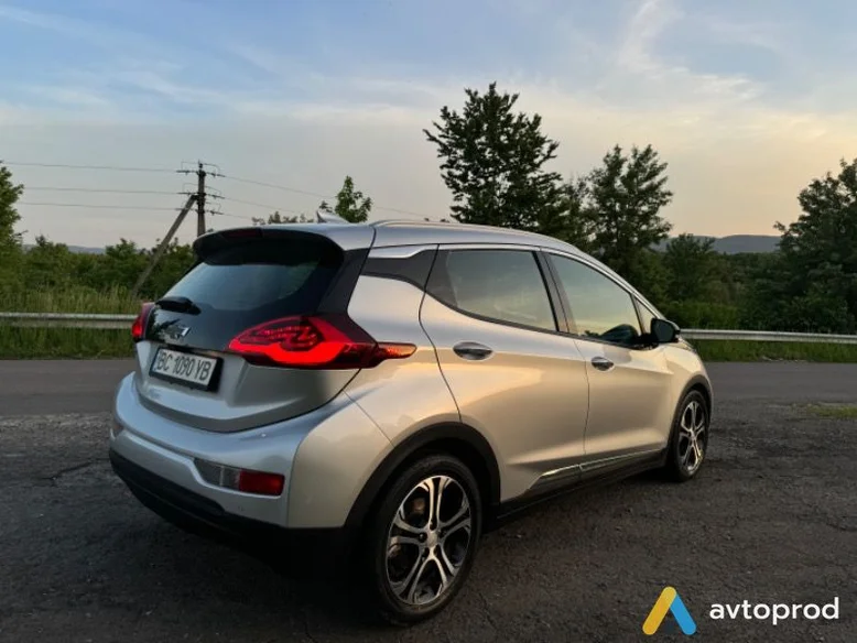 Фото 2 - Chevrolet Bolt 2016