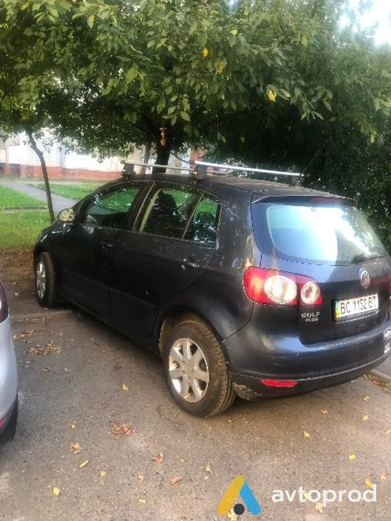 Фото 1 - Volkswagen Golf 2008