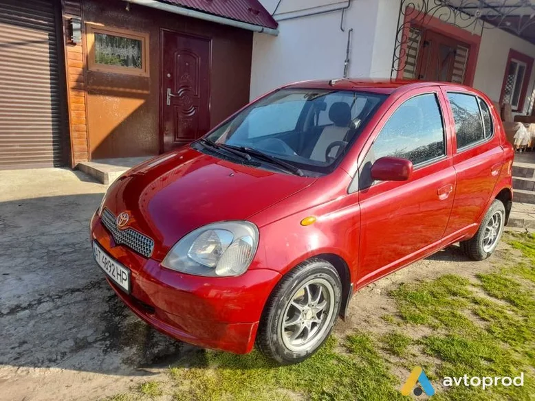 Фото 2 - Toyota Yaris 2001