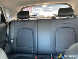 Photo 3 - Hyundai Kona 2019