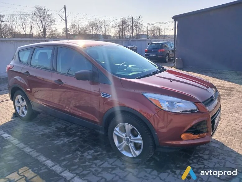 Фото 4 - Ford Escape 2015