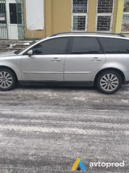 Photo 4 - Volvo V50 2004