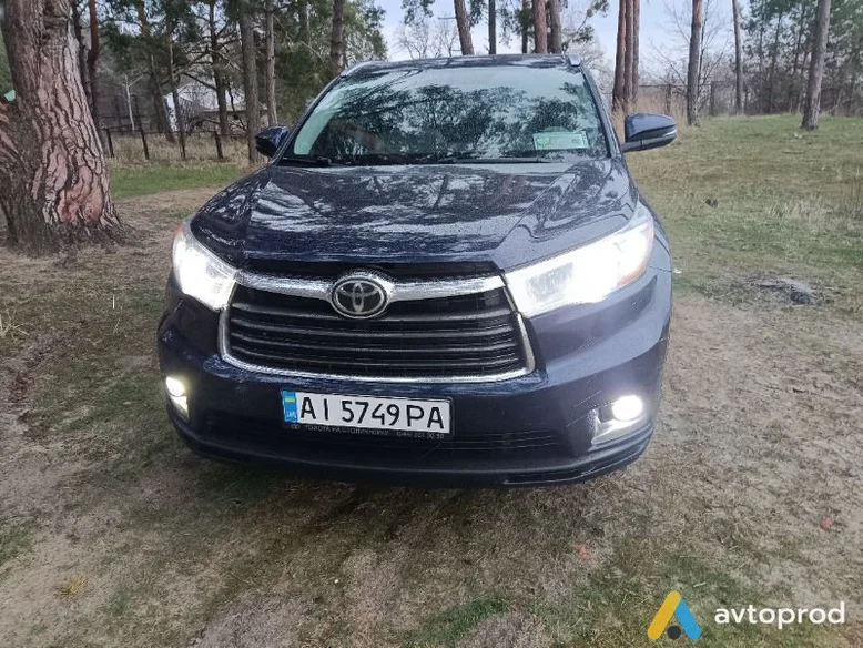 Фото 1 - Toyota Highlander 2015