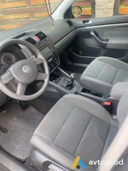 Photo 4 - Volkswagen Golf 2004