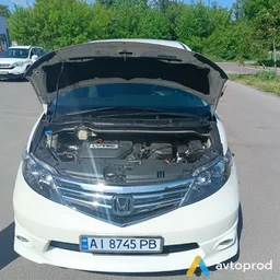 Photo 2 - Honda Elysion 2011