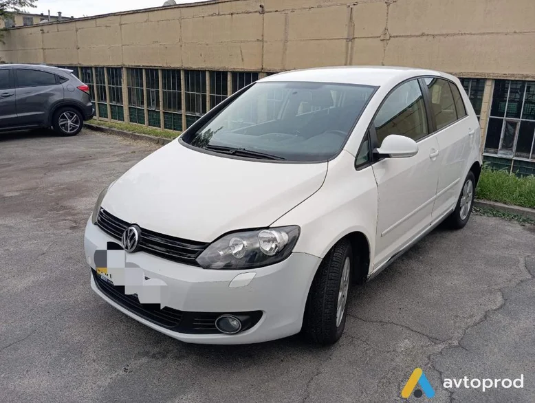 Photo 1 - Volkswagen Golf 2010