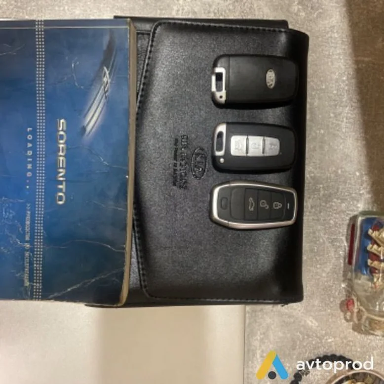 Фото 2 - Kia Sorento 2012