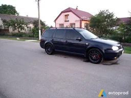 Photo 4 - Volkswagen Golf 2000