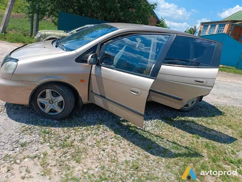 Фото 2 - Chevrolet Rezzo 2004