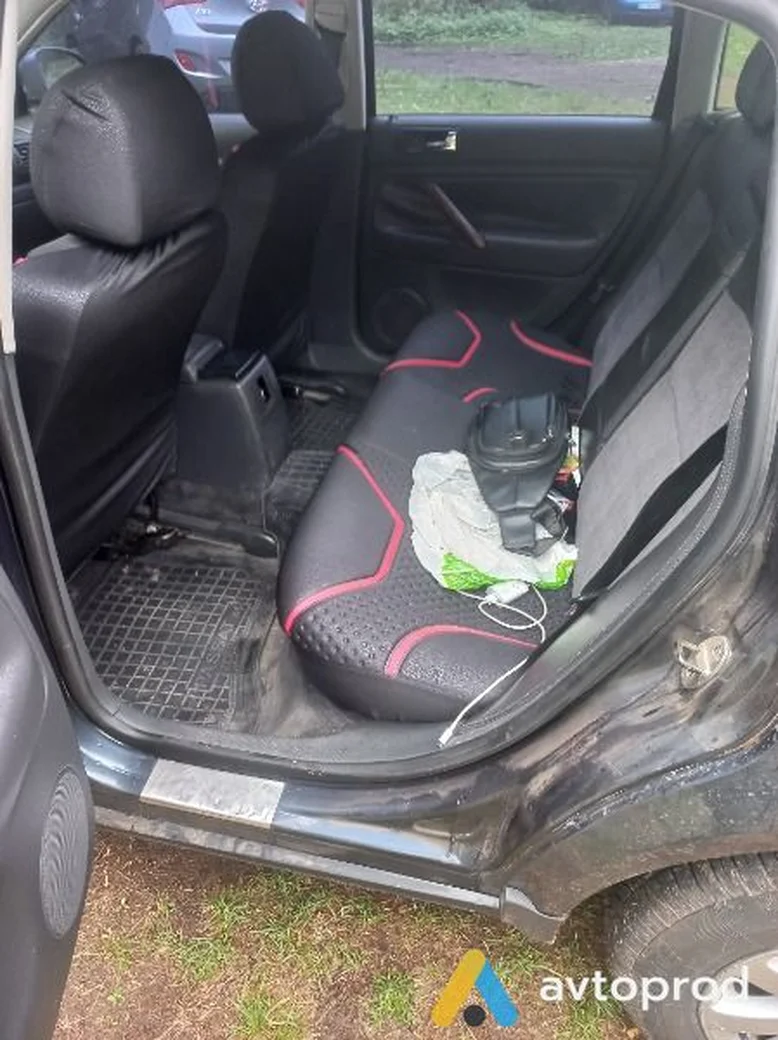 Фото 1 - Volkswagen Passat 2005