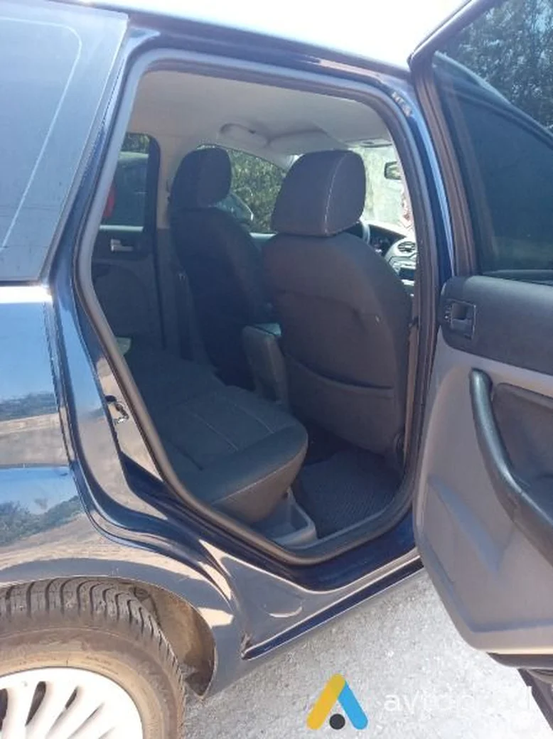 Фото 1 - Ford Focus 2010