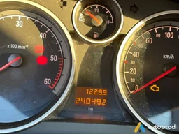 Photo 2 - Opel Astra 2008