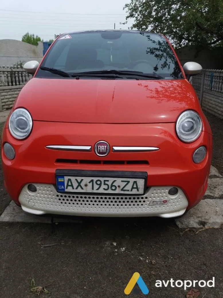 Фото 1 - Fiat 500E 2013