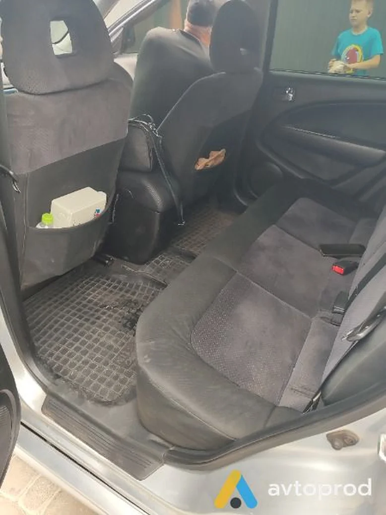 Фото 3 - Mitsubishi Outlander 2006