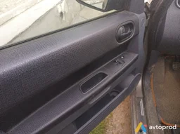 Photo 4 - Mitsubishi Colt 2009