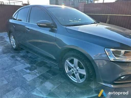 Фото 3 - Volkswagen Jetta 2016