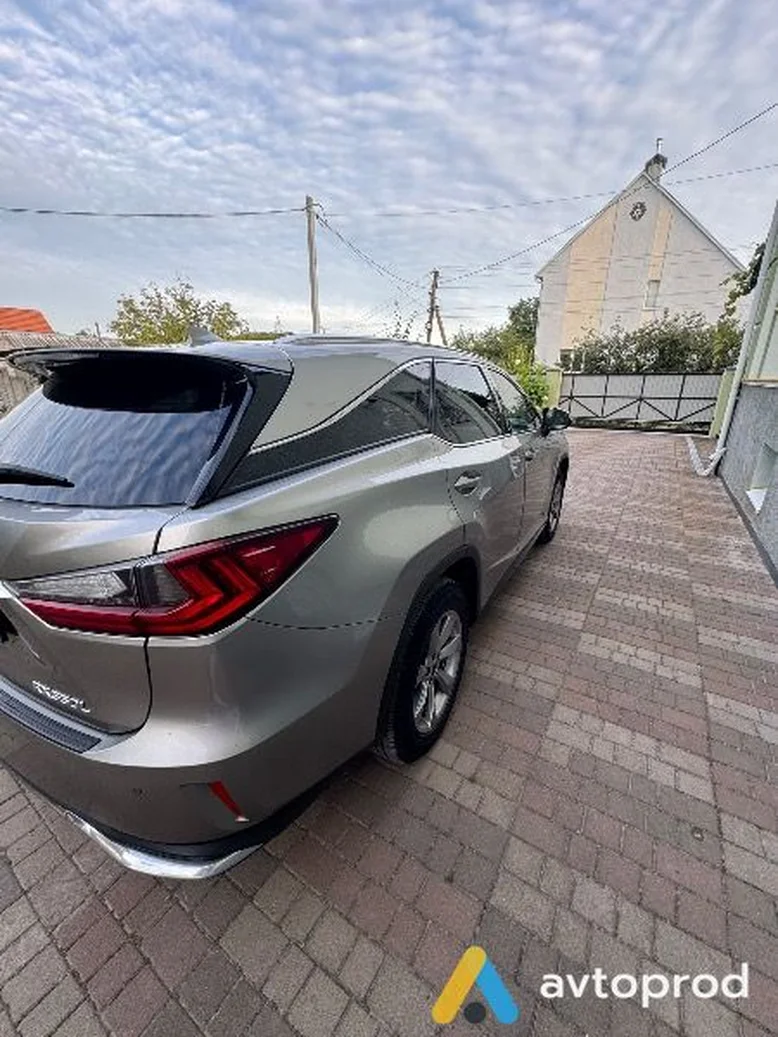 Фото 3 - Lexus RX 2018