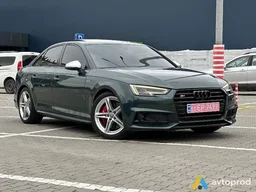 Фото 2 - Audi S4 2018