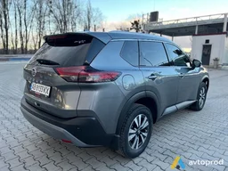 Photo 4 - Nissan Rogue 2021