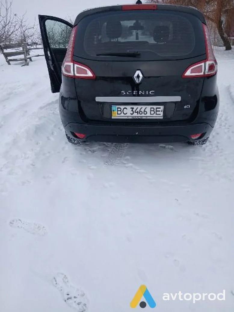 Фото 4 - Renault Scenic 2011