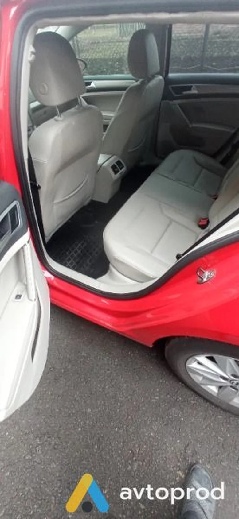 Фото 4 - Volkswagen Golf 2015