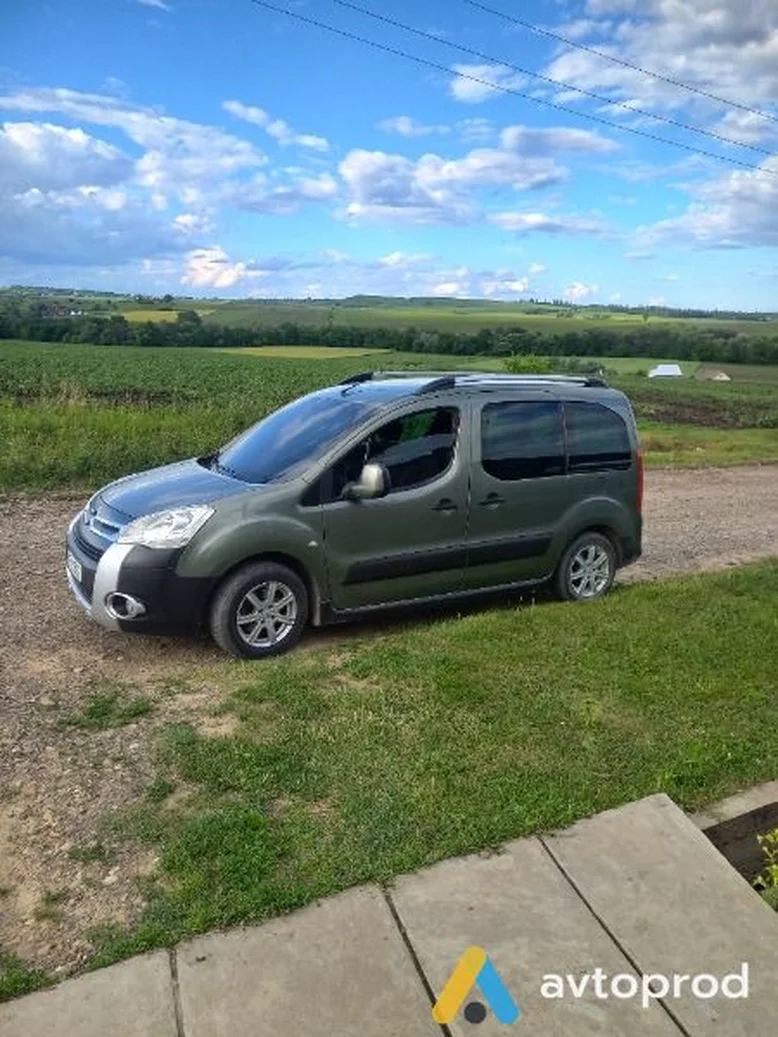 Фото 1 - Citroen Berlingo 2010