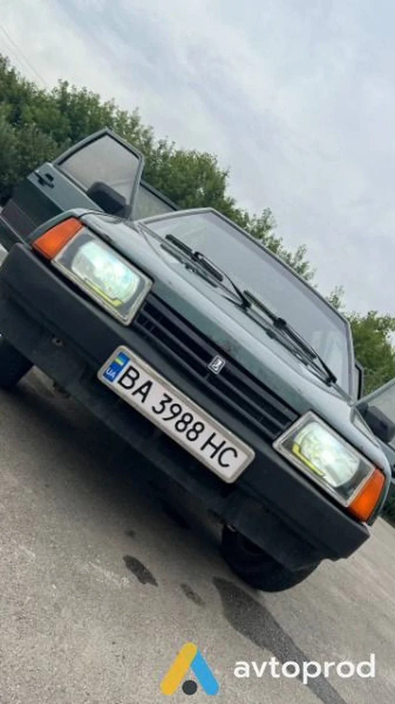 Фото 1 - VAZ 2109 2002