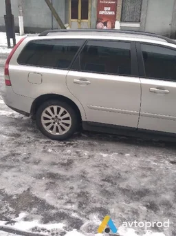 Photo 3 - Volvo V50 2004