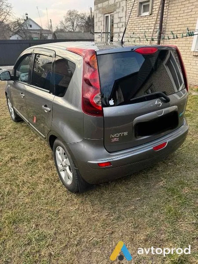 Фото 2 - Nissan Note 2011