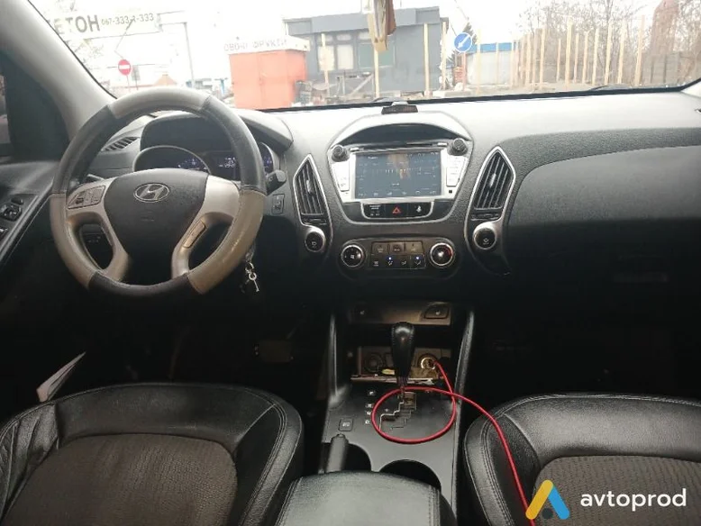 Фото 3 - Hyundai ix35 2012