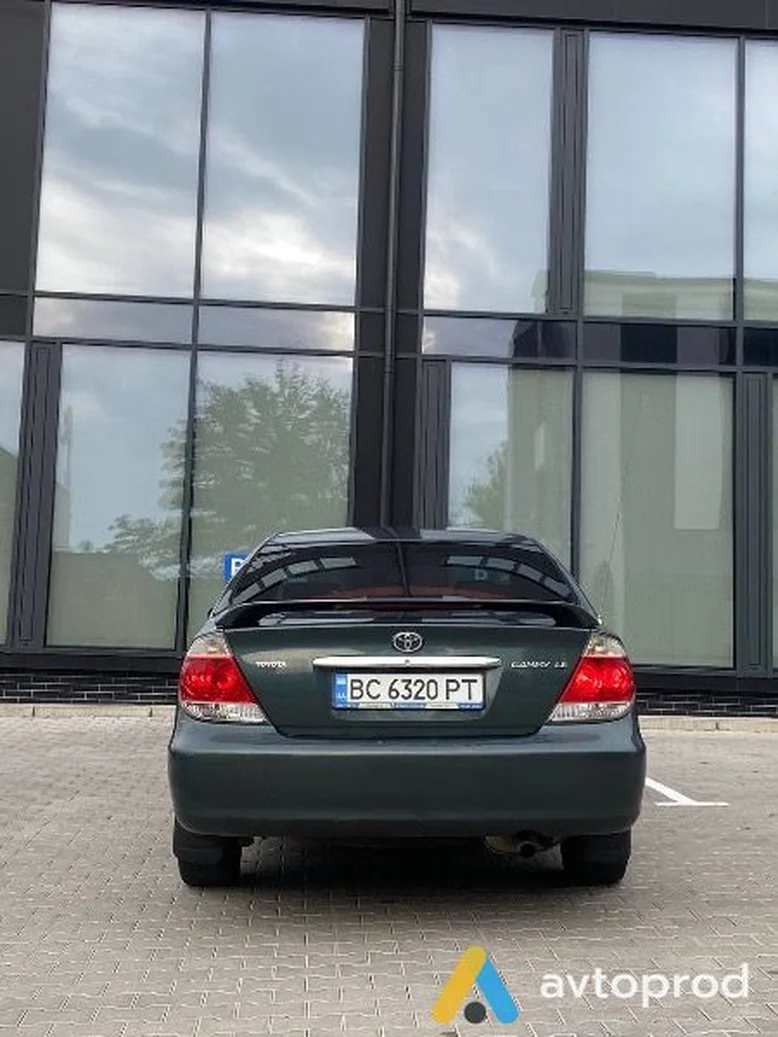Фото 3 - Toyota Camry 2005