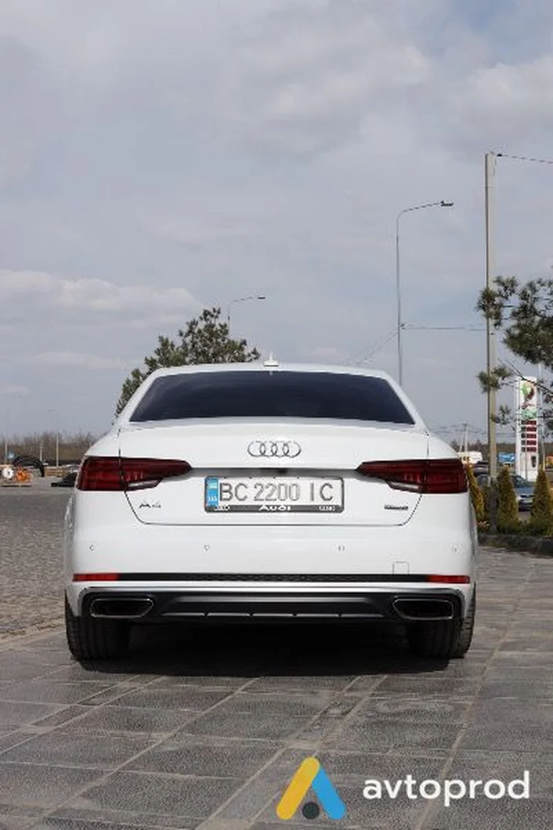 Фото 1 - Audi A4 2018